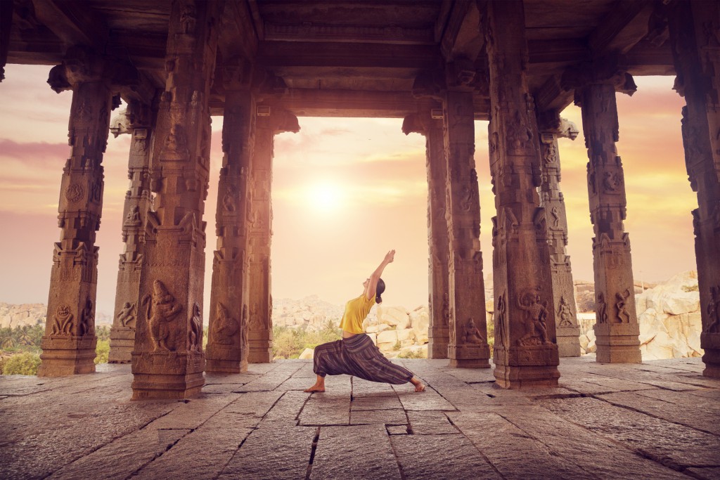 Yoga als tantrischer Weg des Wiedererkennens des Herzens und des Erweckens der inneren Kraft.